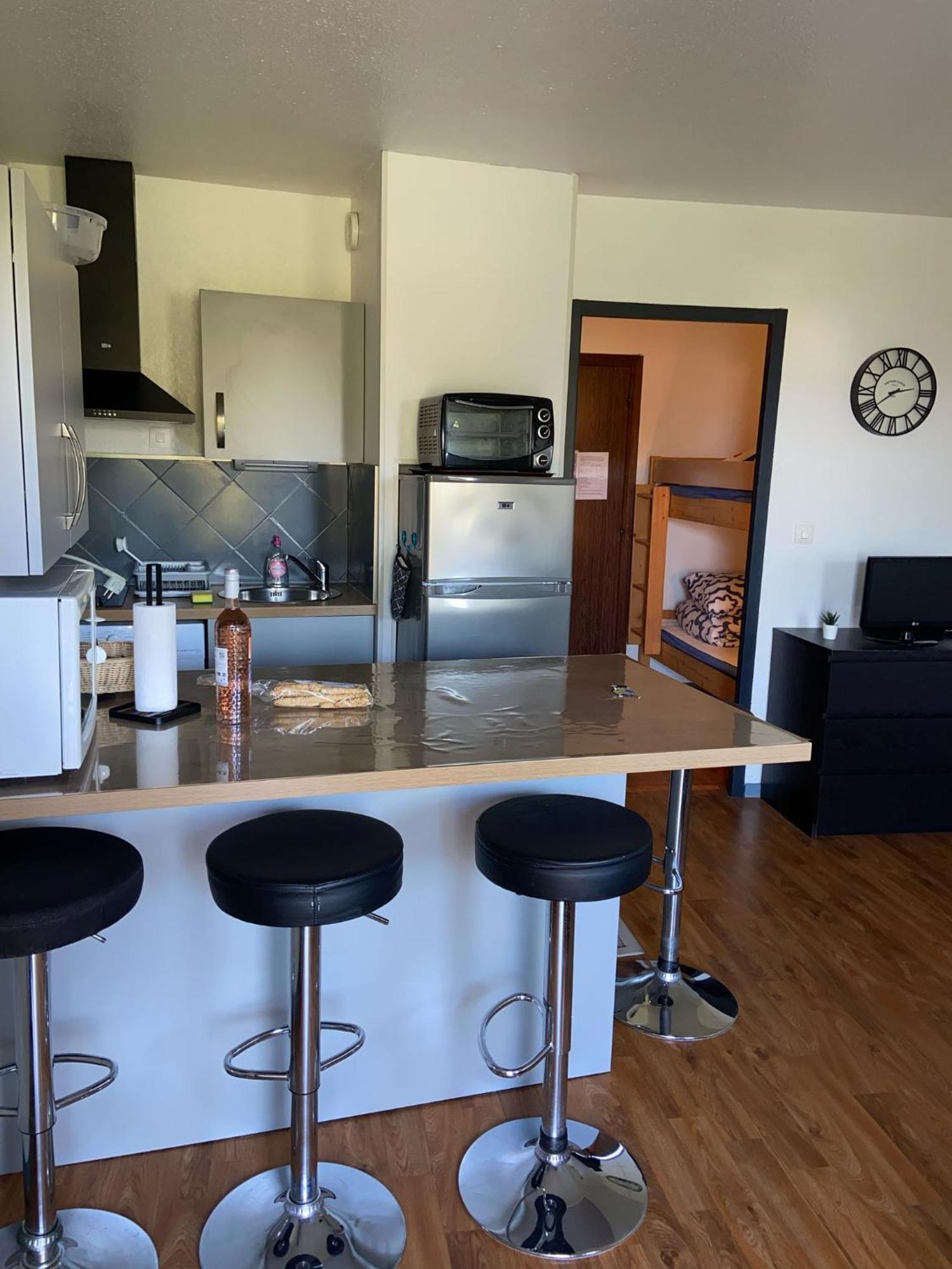Apartment Les Palmiers A 700m De La Nizza
